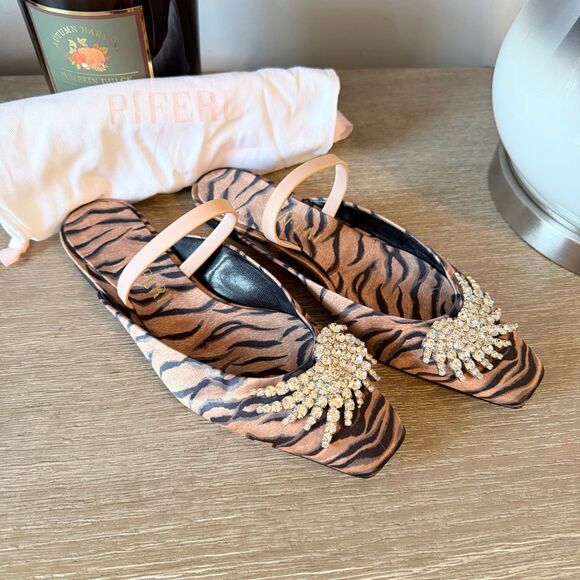 Piferi Drizella Cheetah Crystal Ballerina Slides Size 38 / 7.5